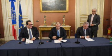 Napoli, Durigon e Manfredi firmano il protocollo per le politiche attive per il lavoro
