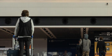 Salvini precetta, i sindacati rinviano lo sciopero degli aerei al 26 febbraio