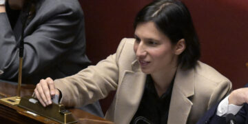 Opposizione all’attacco, Meloni tace su Dazi per l’amico Trump