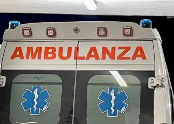 Con la moto contro un muro, muore 17enne con la passione per la boxe