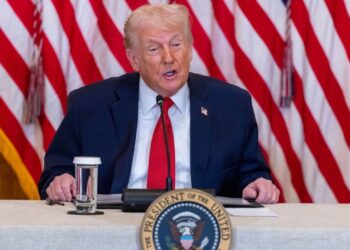 Effetto Trump: l’incertezza penalizza dollaro e Bitcoin, risale l’oro