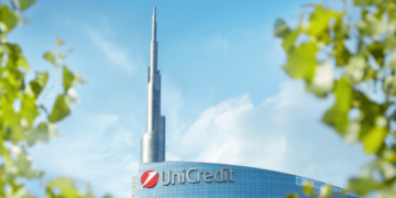 Unicredit, utile record e 50 mld nei prossimi 5 anni: il piano