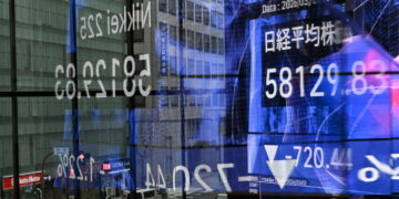 Borsa: Tokyo, apertura in ribasso (-1,40%)