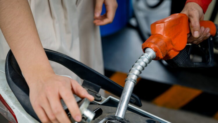 Le misure: taglio accise, controlli e sostegni ai tir