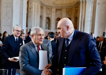 Crosetto riferirà con Tajani domani alle commissioni di Camera e Senato