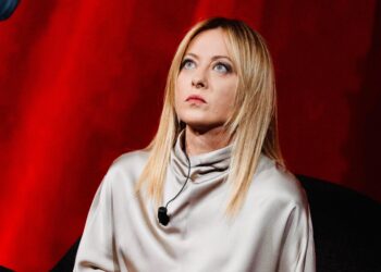 Meloni ferma su Hormuz, sarebbe un passo verso il coinvolgimento in guerra