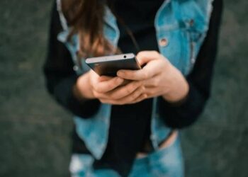 Facebook e Instagram down, problemi oggi 3 marzo: cosa succede